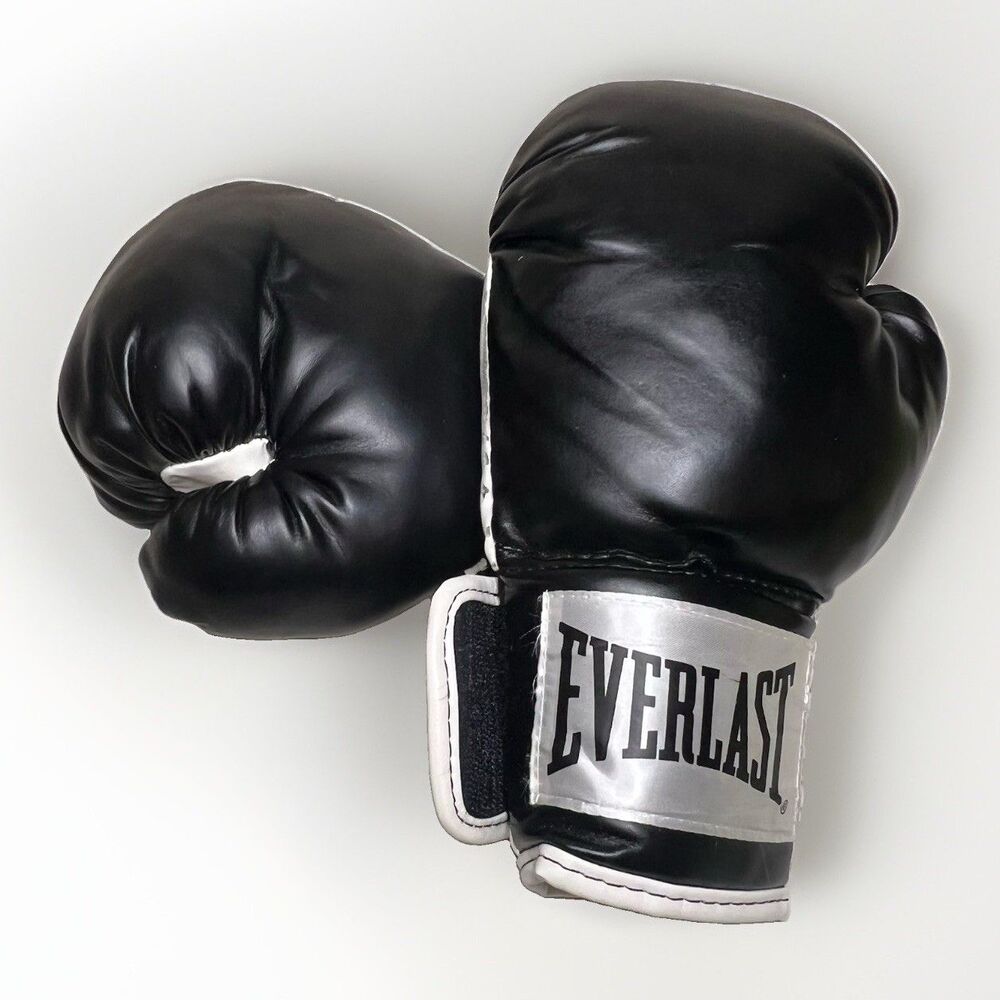 Everlast - 12 Oz, Boxing Gloves Black & White